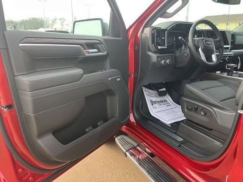 New 2026 GMC Sierra 1500 SLT w/ SLT Premium Plus Package image 12