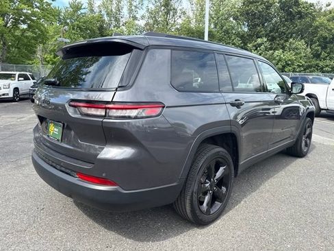 Used 2023 Jeep Grand Cherokee L Laredo AWD/4WD image 15