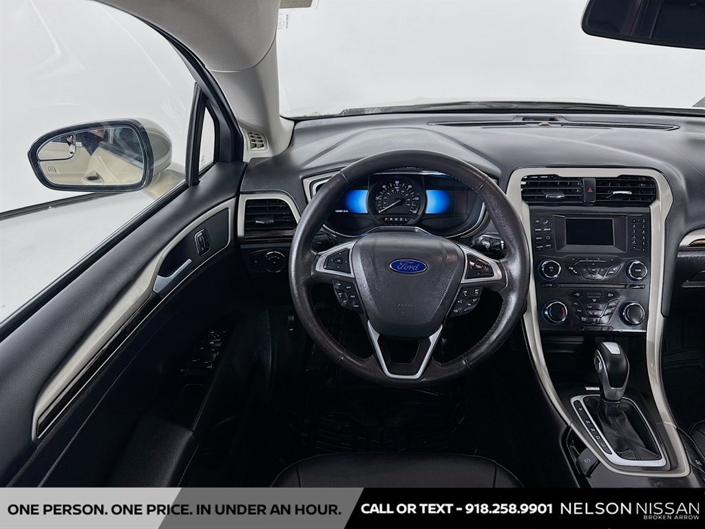 Used 2016 Ford Fusion SE w/ Equipment Group 502A FWD image 21