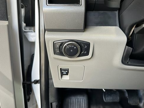 Used 2020 Ford F150 XLT w/ Trailer Tow Package image 18