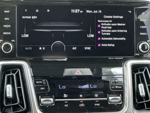 Used 2023 Kia Sorento S w/ Panoramic Sunroof Package AWD/4WD image 16