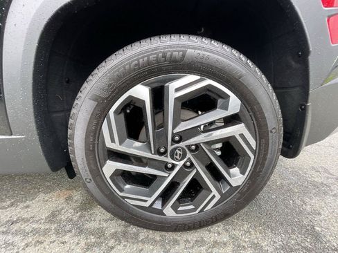 Used 2025 Hyundai Tucson Limited AWD/4WD image 26