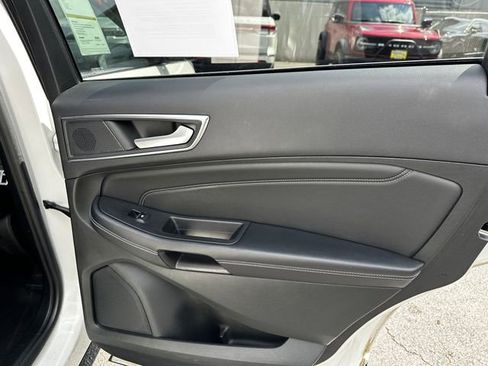 Used 2023 Ford Edge Titanium AWD/4WD image 40