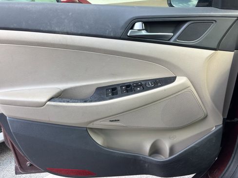 Used 2017 Hyundai Tucson SE Plus image 10