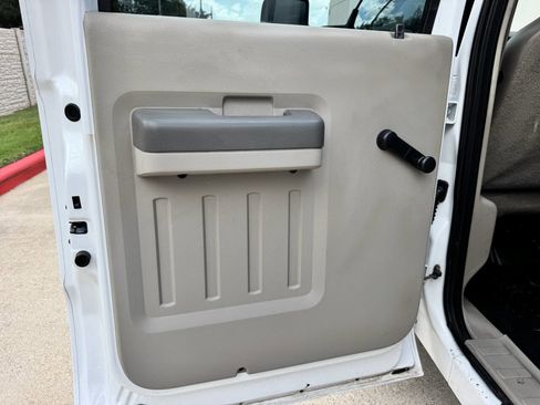 Used 2008 Ford F350 XL RWD image 12