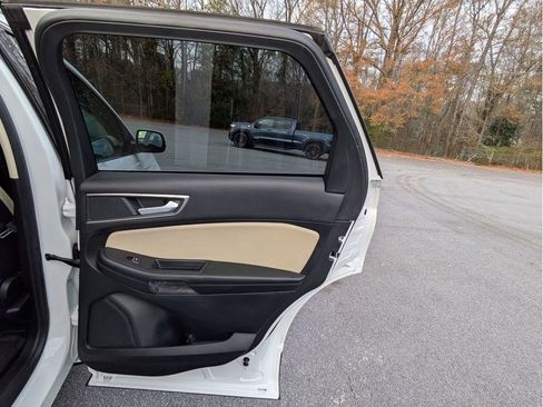 Certified 2023 Ford Edge SEL w/ Convenience Package image 28