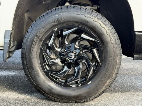 Used 2022 Chevrolet Silverado 1500 LT Trail Boss w/ Protection Package image 30