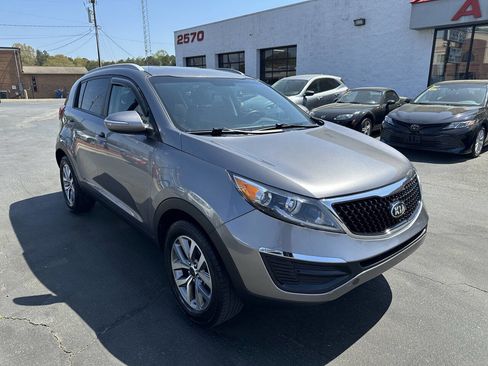 Used 2014 Kia Sportage LX image 3