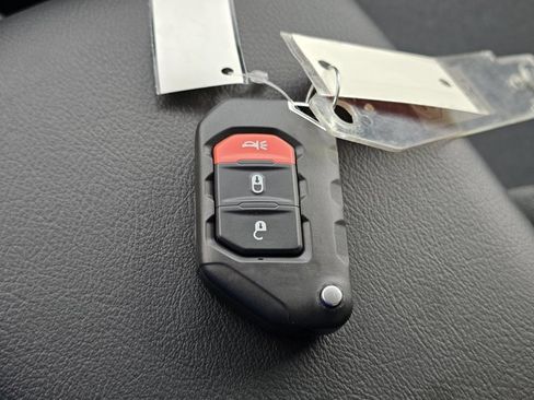 New 2025 Jeep Gladiator Sport image 58