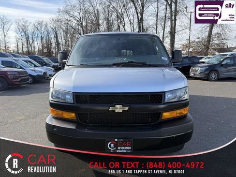 Used 2022 Chevrolet Express 3500 LS image 2
