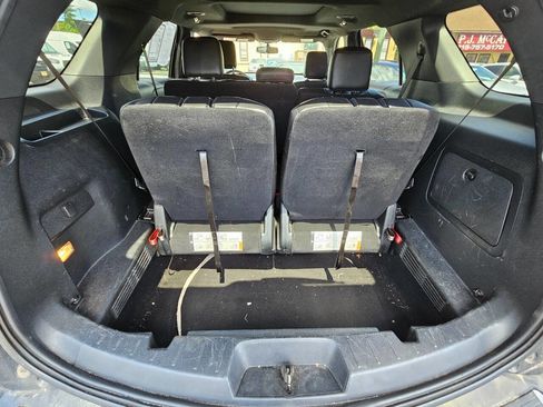 Used 2018 Ford Explorer XLT w/ Equipment Group 202A AWD/4WD image 23