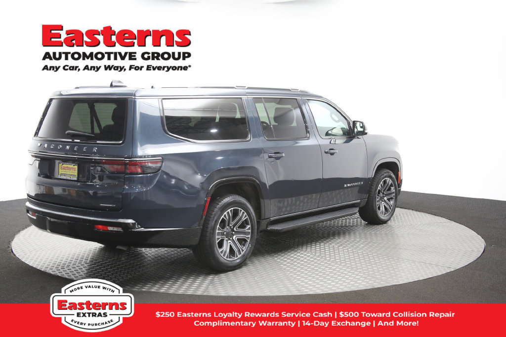 Used 2024 Jeep Wagoneer L Series II w/ Flexible Seating Group RWD image 48