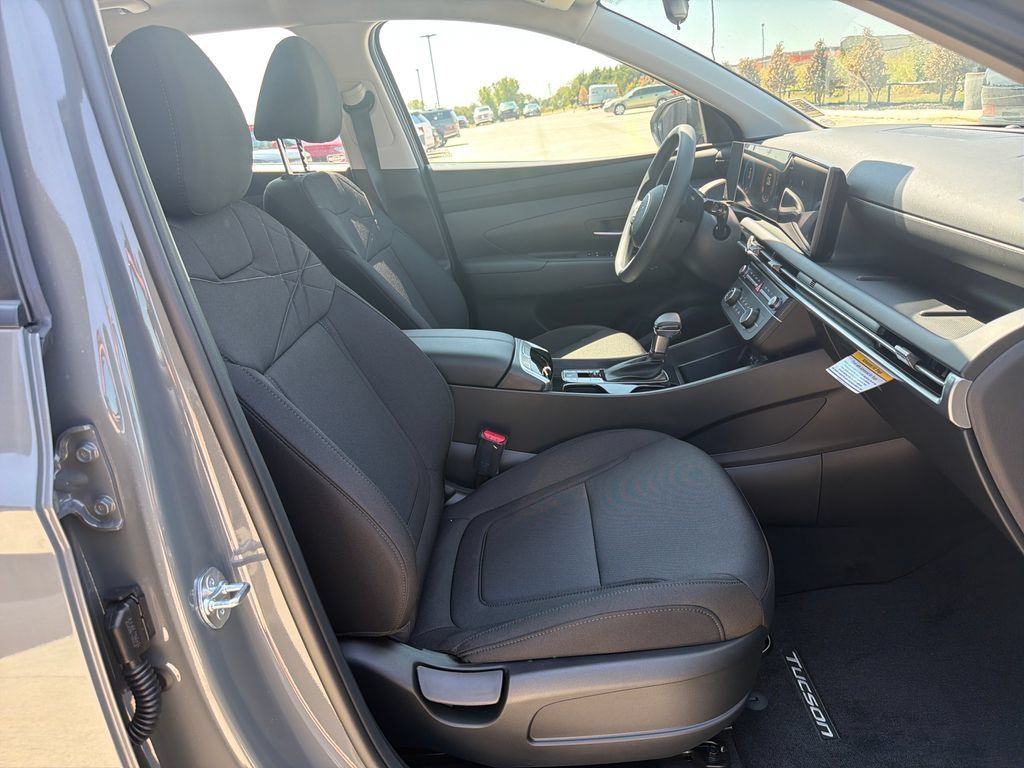 New 2026 Hyundai Tucson SE FWD image 35