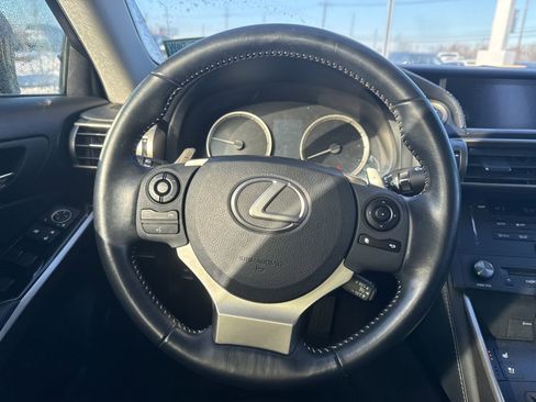 Used 2015 Lexus IS 250 image 16
