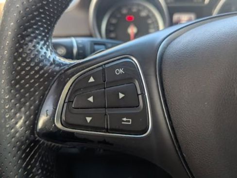 Used 2018 Mercedes-Benz GLE 350 4MATIC image 25