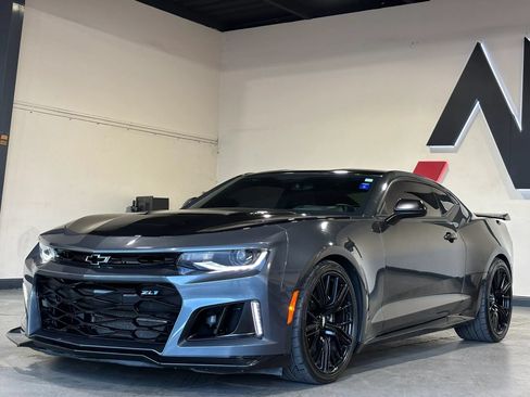 Used 2017 Chevrolet Camaro ZL1 RWD image 1