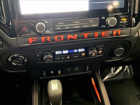 New 2025 Nissan Frontier PRO-4X w/ Pro Premium Package image 23