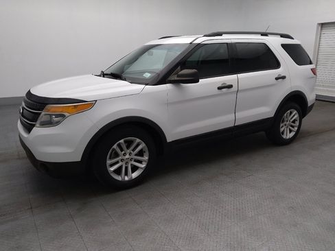 Used 2015 Ford Explorer 4WD image 2