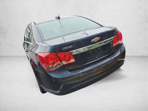 Used 2016 Chevrolet Cruze LT FWD image 12