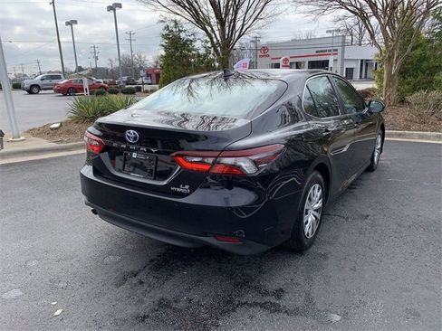 Used 2023 Toyota Camry LE image 8