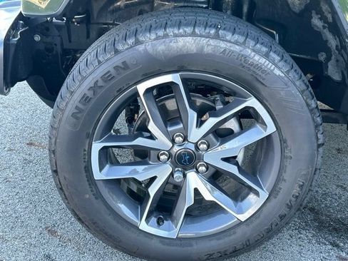 Used 2024 Jeep Wrangler Unlimited w/ Convenience Group AWD/4WD image 23