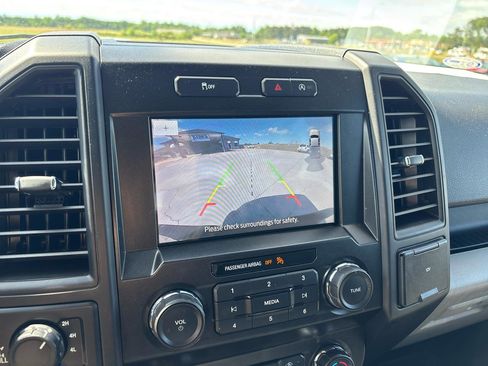 Used 2020 Ford F150 XL w/ Equipment Group 101A Mid AWD/4WD image 17