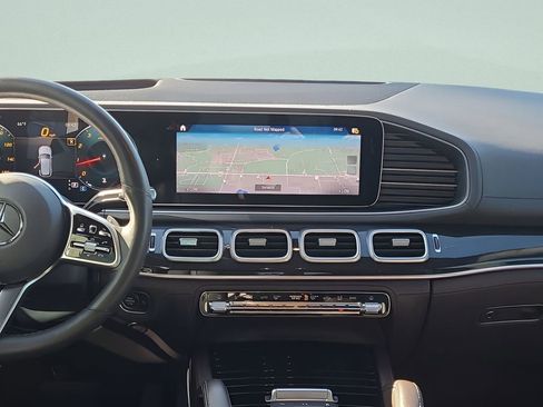 Used 2020 Mercedes-Benz GLE 350 4MATIC image 24