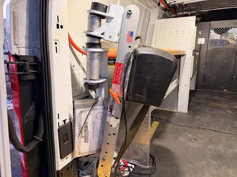 Used 2018 Ford Transit 250 148 Low Roof image 9