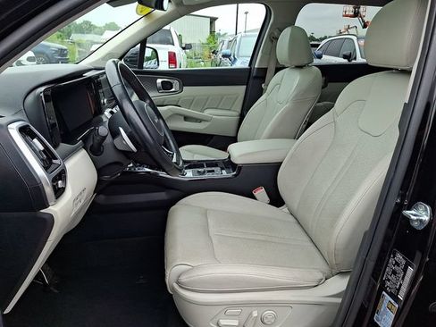 Used 2022 Kia Sorento SX Prestige w/ Panoramic Sunroof Package AWD/4WD image 13