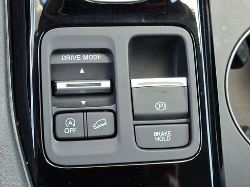Used 2025 Honda Pilot EX-L image 28