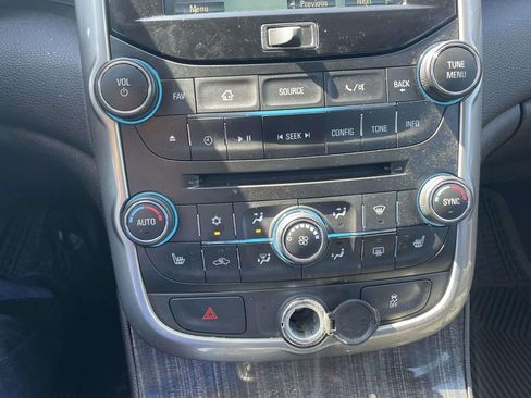Used 2016 Chevrolet Malibu LTZ FWD image 22
