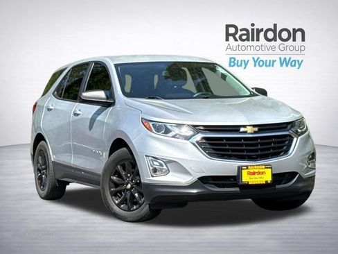 Used 2020 Chevrolet Equinox LS w/ LS Convenience Package FWD image 1