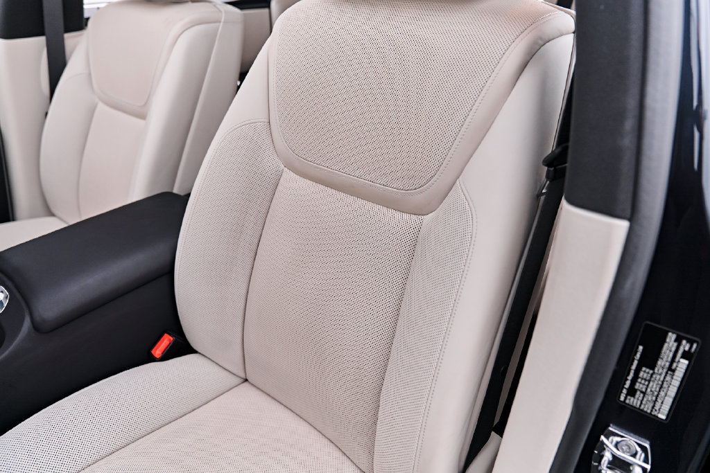 Used 2016 Rolls-Royce Ghost RWD image 54
