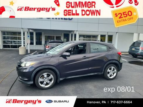 Used 2016 Honda HR-V LX image 1