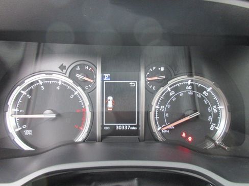 Used 2023 Toyota 4Runner TRD Pro AWD/4WD image 18