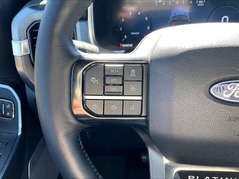 Used 2025 Ford F150 Platinum w/ FX4 Off-Road Package AWD/4WD image 17