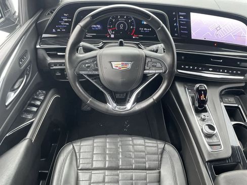 Used 2023 Cadillac Escalade V w/ LPO, ONYX Package image 11