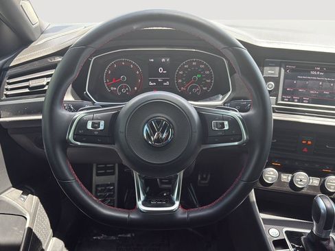 Used 2019 Volkswagen Jetta GLI FWD image 23