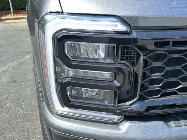 New 2026 Ford F250 Lariat w/ Black Appearance Package AWD/4WD image 3