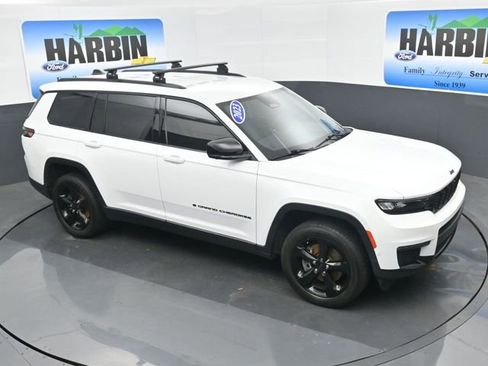 Used 2023 Jeep Grand Cherokee L Limited w/ Luxury Tech Group II AWD/4WD image 24