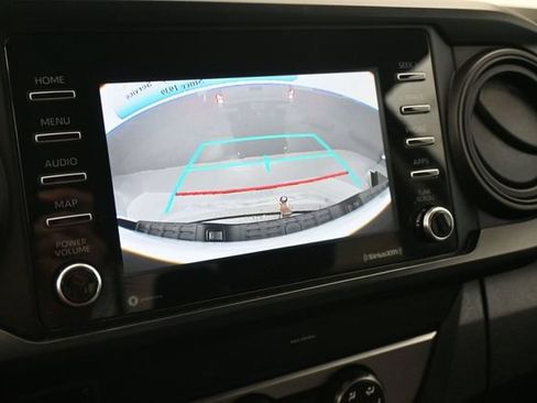 Used 2020 Toyota Tacoma SR AWD/4WD image 15