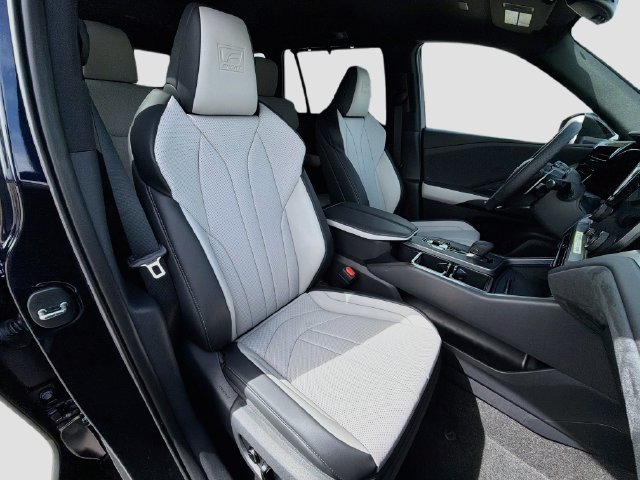 New 2026 Lexus TX 500h AWD w/ Technology Package image 16