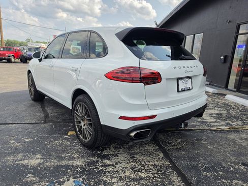 Used 2017 Porsche Cayenne Platinum Edition AWD/4WD image 7