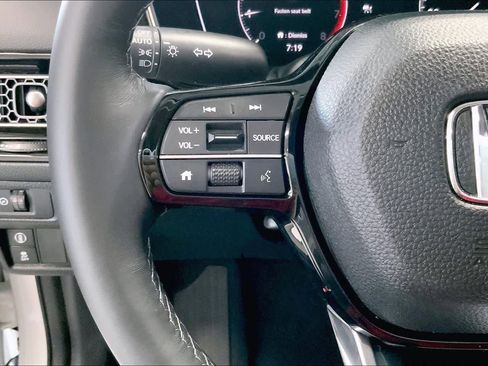 Used 2022 Honda Civic EX-L image 24