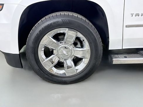 Used 2019 Chevrolet Tahoe LT w/ LT Signature Package image 33
