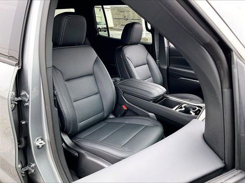 New 2026 Chevrolet Traverse LT w/ Sun and Wheel Package image 30