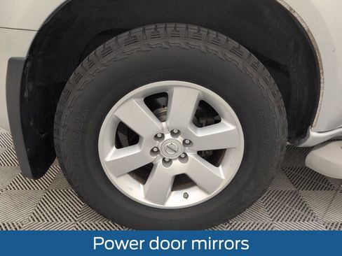 Used 2011 Nissan Pathfinder SV RWD image 19
