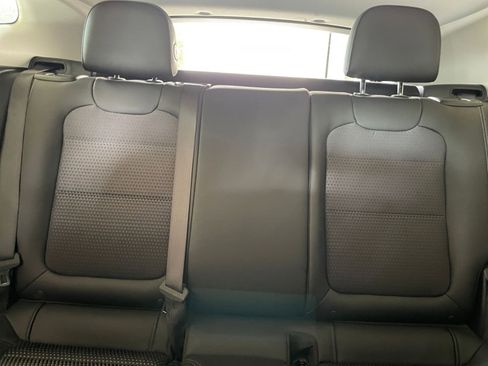 Used 2025 Chevrolet Trax LT w/ LT Convenience Package image 33