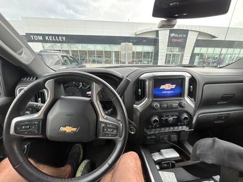 Used 2022 Chevrolet Silverado 1500 LTZ AWD/4WD image 12