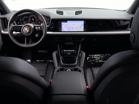 New 2026 Porsche Cayenne AWD/4WD image 21